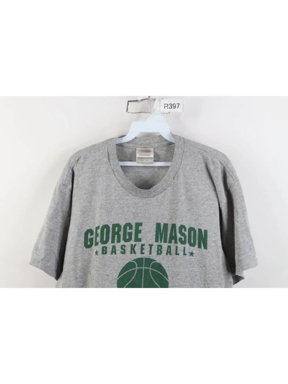 Vintage Nike Mens Large George Mason University Basketball Short Sleeve T-Shirt